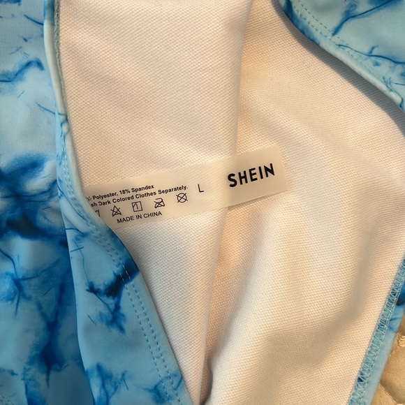 Shein Bikini - Picture 3 of 3